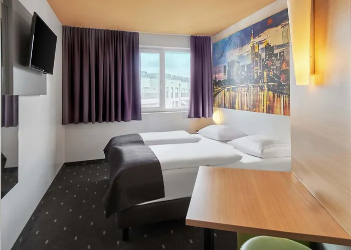 Hotel Frankfurt City-ost 3*