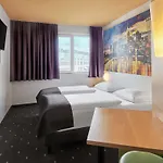 فندق Frankfurt City-ost 3*