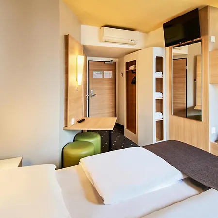 Frankfurt City-ost Hotel 3*