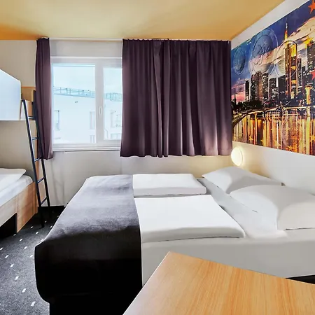 Hotel Frankfurt City-ost 3*